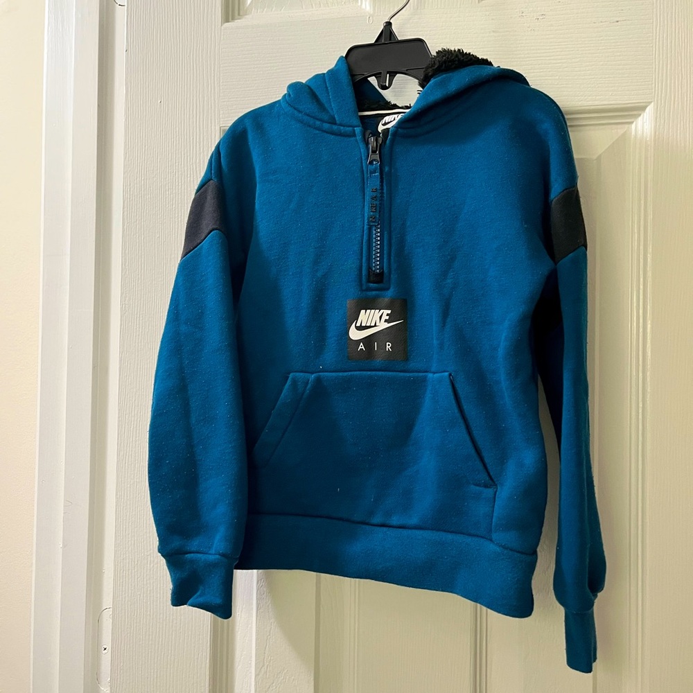 Kids Nike hoodie. Size 4 (XS)